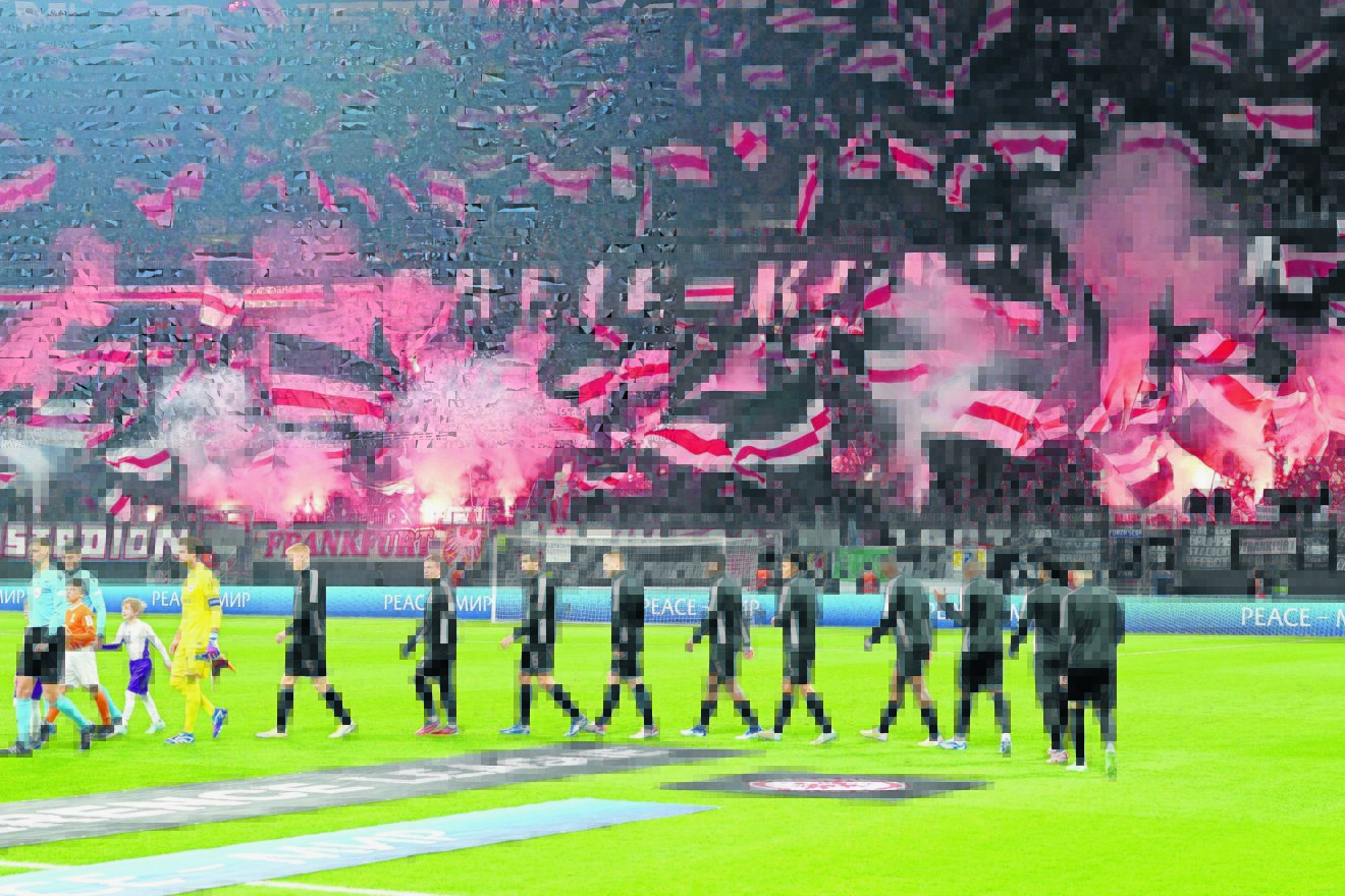 Fährt Eintracht Frankfurt zu sehr auf Kuschelkurs mit den Fans?