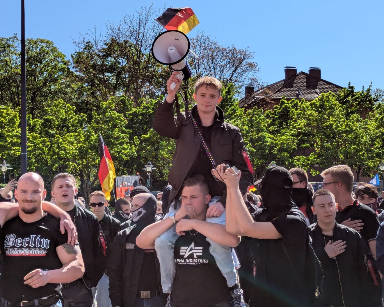 Blockaden gegen rechte Aufmärsche im ganzen Land