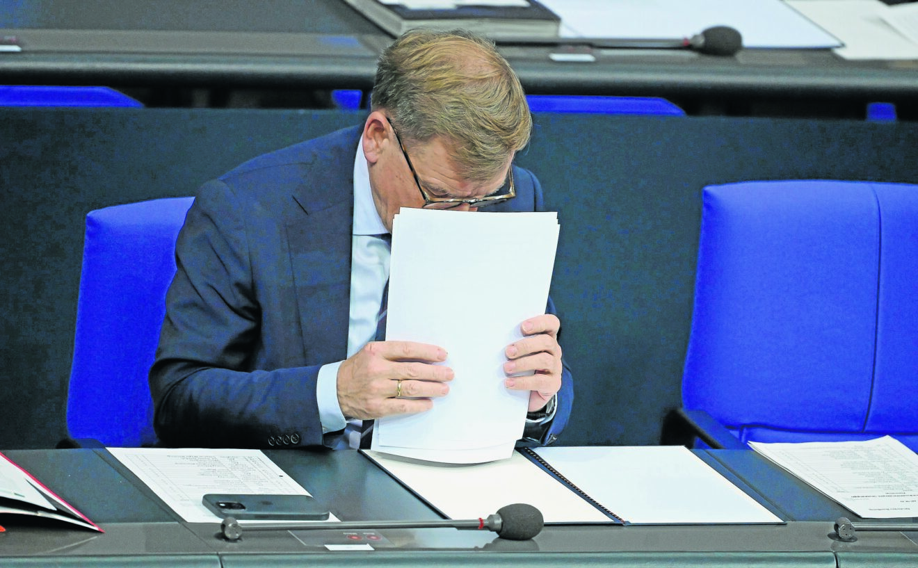 Generaldebatte im Bundestag: Merz appelliert an Unions-Abweichler