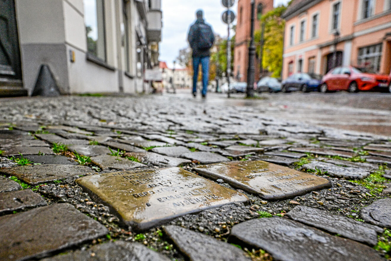 Sparkasse lehnt Kontoeröffnung für BdA Treptow ab