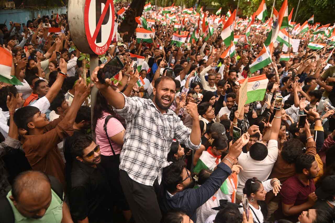 Indien: »Kakerlaken-Partei« mit zwiespältiger Rolle