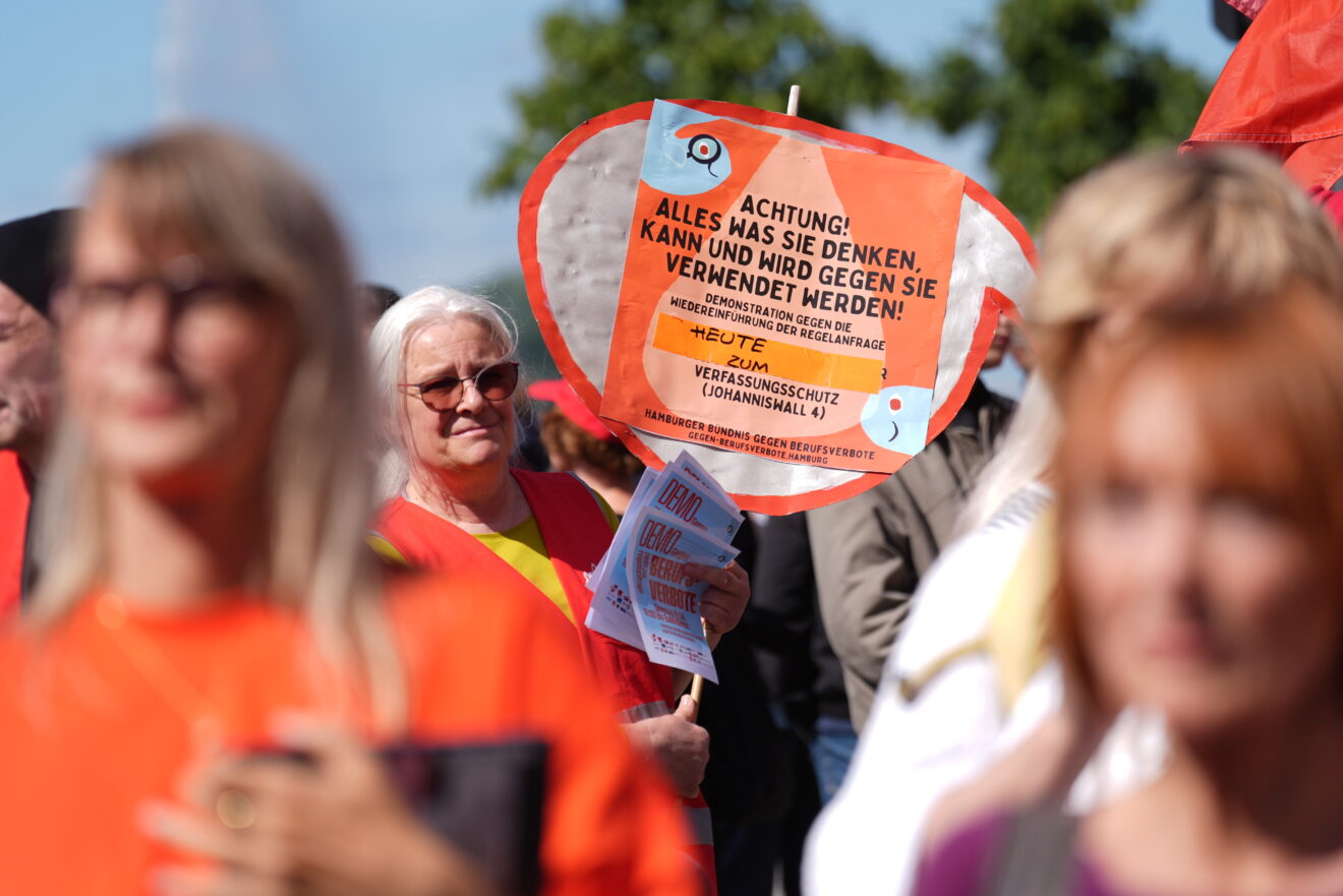 Hamburger Verfassungsschutz spioniert GEW-Funktionärin aus