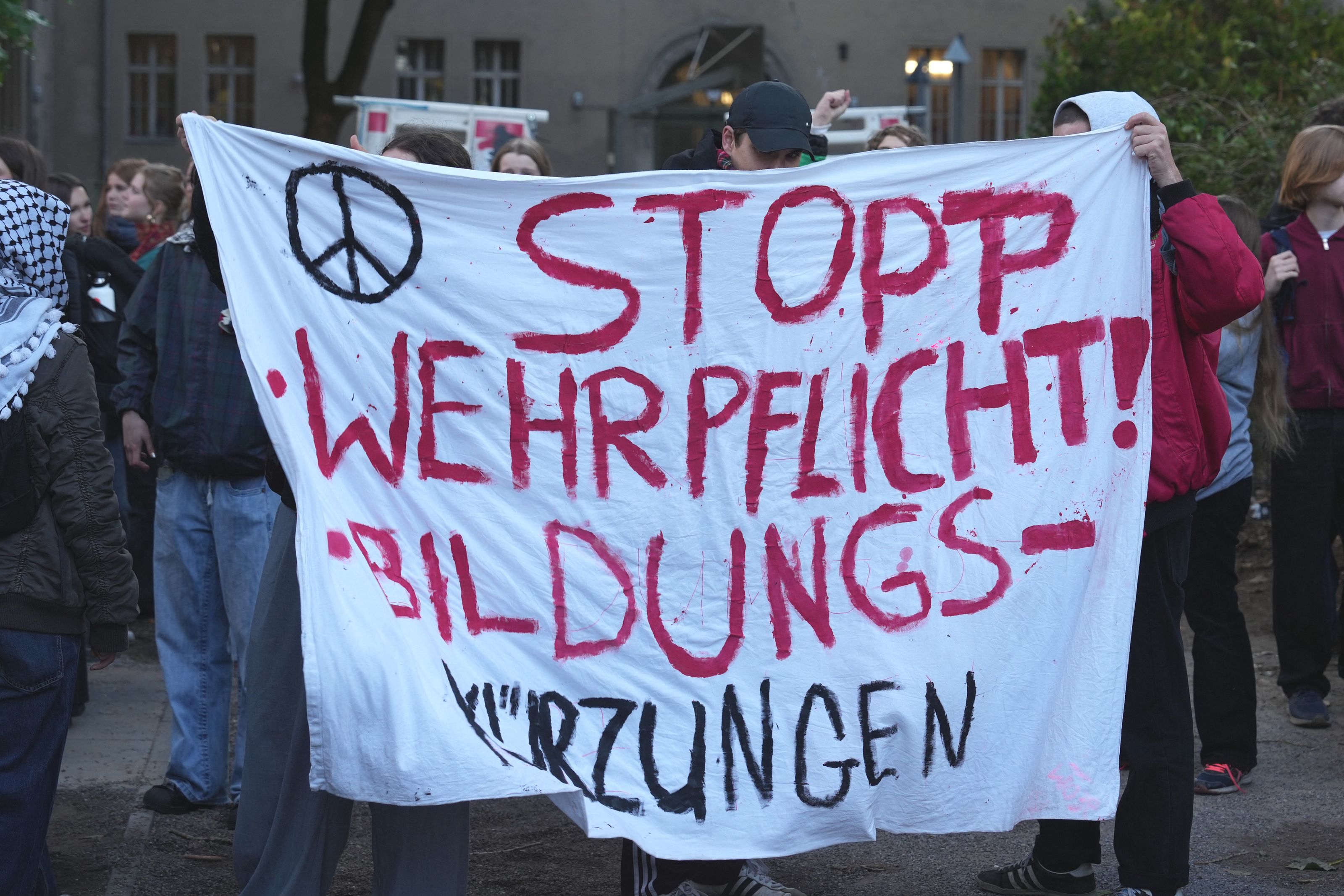 Protestaktion von Schülern - Andreas Gymnasium in Berlin